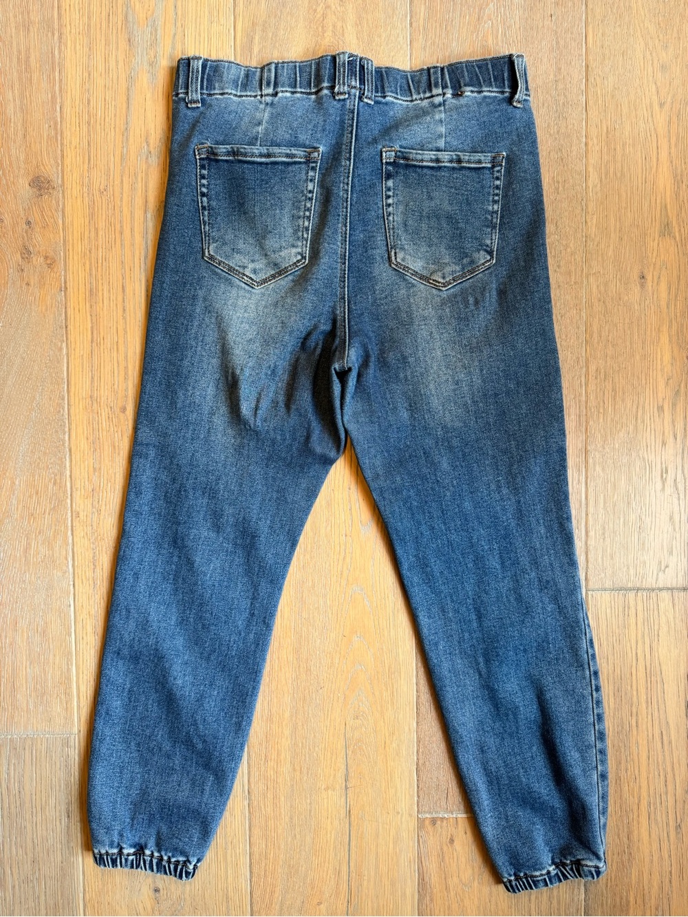 Distressed Dark Blue Women's Jeans — Casual Relaxed Fit - Picture 4 of 7
